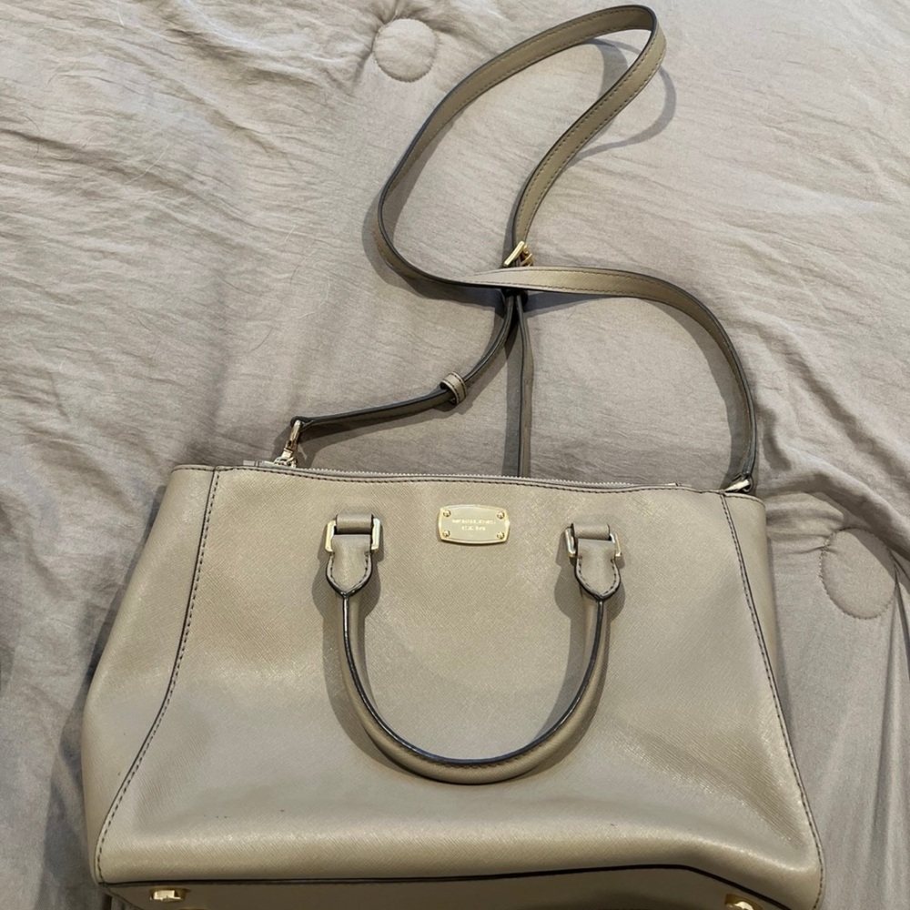 Michael Kors Tan Leather Tote Bag - Picture 10 of 10